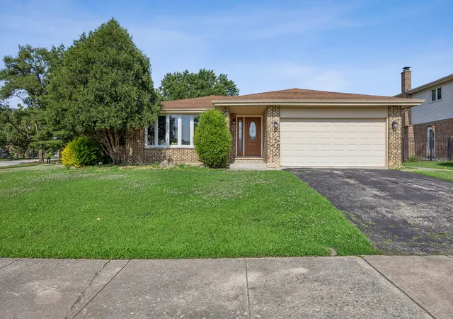 Photo 1 of Single family home for sale at 13608 Inverness Dr, Orland Park, IL 60462 | MLS# 12680110 | Listing updated on 2026-10-05