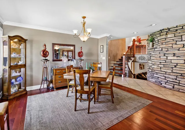 4th image of 6833 N Concord Ln N, Niles, IL 60714 | MLS# 12680136