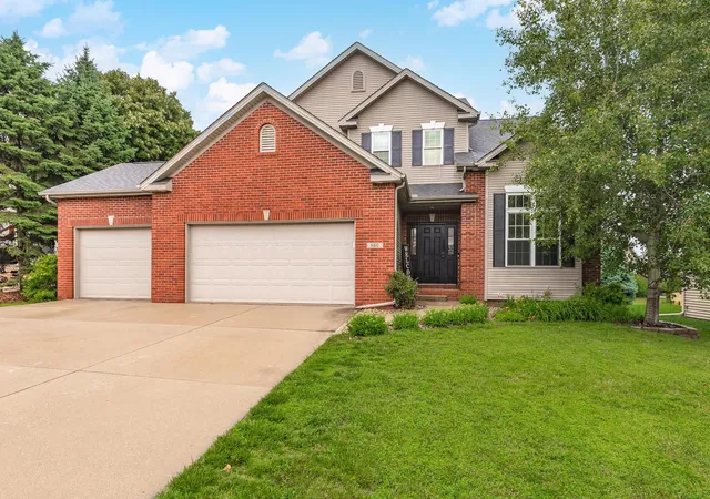 Photo 51 of Single family home for sale at 980 Balsam Rd, Normal, IL 61761 | MLS# 12680159 | Listing updated on 2026-09-15