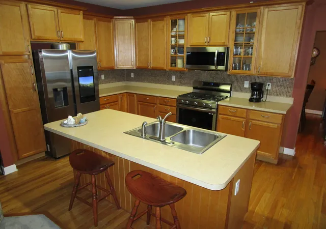 4th image of 1716 Kingtree Dr, Morris, IL 60450 | MLS# 12680196