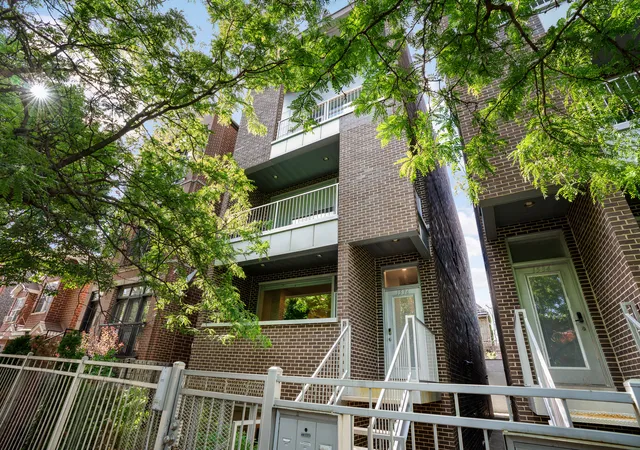 1st image of 1536 W Walton St #1, Chicago, IL 60642 | MLS# 12680235