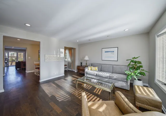 4th image of 541 Park Row, Glen Ellyn, IL 60137 | MLS# 12680262