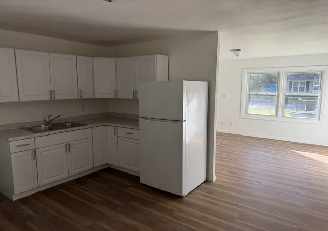 Photo 3 of Single family home for sale at 1912 Southwood Dr, Champaign, IL 61821 | MLS# 12680278 | Listing updated on 2026-10-22
