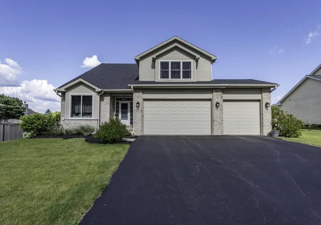 Photo 1 of Sale Pending at 301 English Ln, Winthrop Harbor, IL 60096 | MLS# 12680317 | Listing updated on 2026-08-31