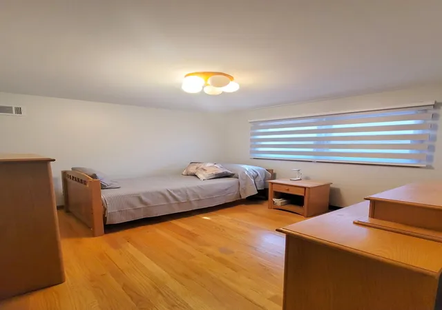 Photo 4 of Single family home for sale at 7043 40th Street, Berwyn, IL 60402 | MLS# 12680359 | Listing updated on 2026-10-06