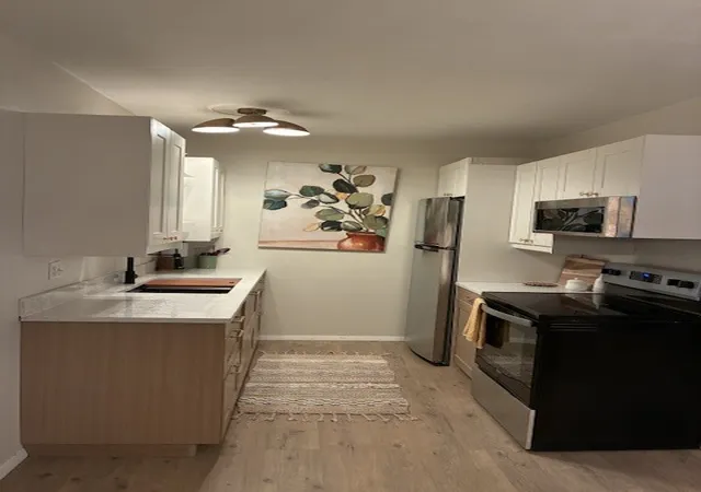 4th image of 124 N Whistler Ave, Freeport, IL 61032