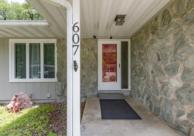 Homes for sale in Coal Valley, IL | 607 E 5Th St, Coal Valley, IL 61240 | MLS# 12680372