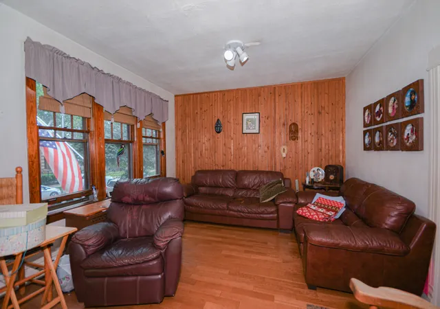 Homes for sale in Chicago, IL | 3450 N Claremont Ave, Chicago, IL 60618 | MLS# 12680410