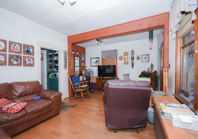 Homes for sale in Chicago, IL | 3450 N Claremont Ave, Chicago, IL 60618 | MLS# 12680410