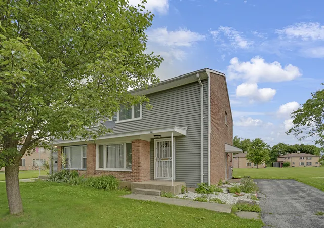 Homes for sale in Park Forest, IL | 10 Michael Rd, Park Forest, IL 60466 | MLS# 12680566