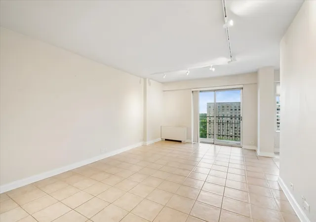 Homes for sale in Chicago, IL | 7033 N Kedzie Ave #1410, Chicago, IL 60645 | MLS# 12680575