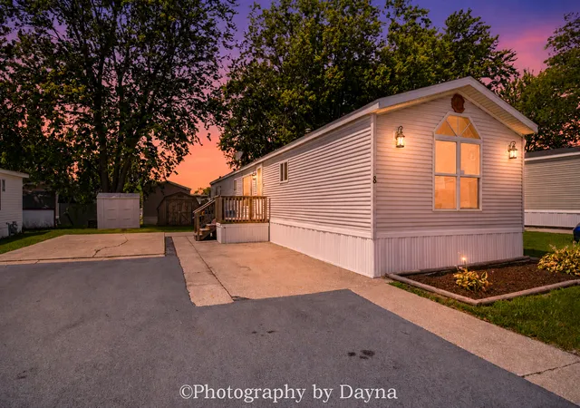 1st image of 8 Berry Ln, Bourbonnais, IL 60914 | MLS# 12680581