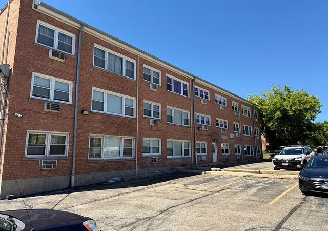 27th image of 4820 W Conrad St #106, Skokie, IL 60077 | MLS# 12680600