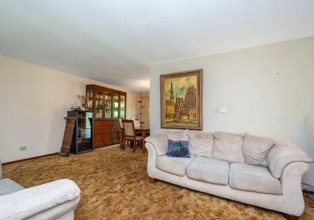 Homes for sale in Antioch, IL | 40581 N Sunset Dr, Antioch, IL 60002 | MLS# 12680657