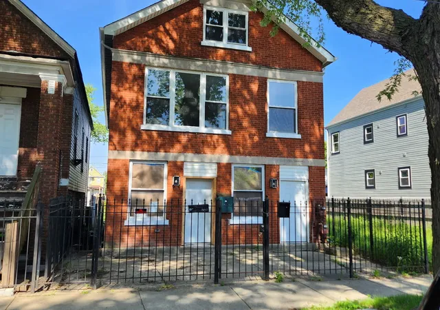 Homes for sale in Chicago, IL | 5320 S Laflin St, Chicago, IL 60609 | MLS# 12680659