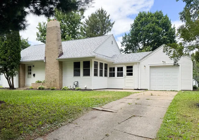 Homes for sale in Rockford, IL | 2610 Pelham Rd, Rockford, IL 61107 | MLS# 12680662