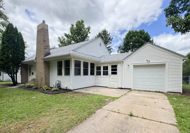 Homes for sale in Rockford, IL | 2610 Pelham Rd, Rockford, IL 61107 | MLS# 12680662
