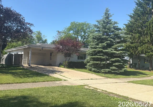 Photo 2 of Single family home for sale at 707 E Baldwin Rd, Palatine, IL 60074 | MLS# 12680784 | Listing updated on 2026-09-19