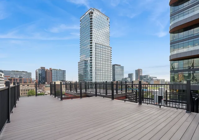 39th image of 401 N Aberdeen St #4N, Chicago, IL 60642 | MLS# 12680822