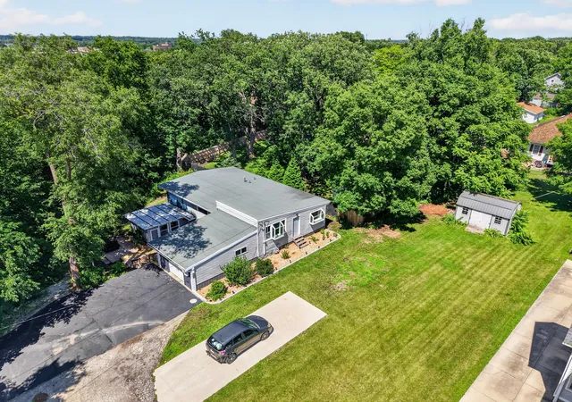 1st image of 300 Adams St, Ottawa, IL 61350 | MLS# 12680855