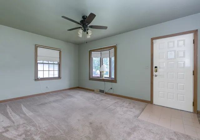 Homes for sale in Rock Island, IL | 948 42Nd Ave, Rock Island, IL 61201 | MLS# 12680864