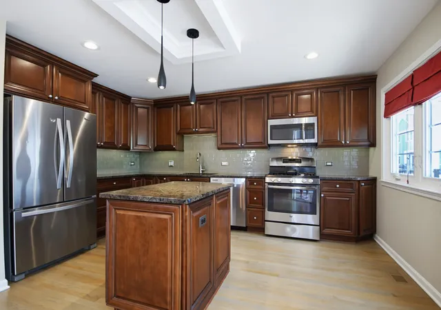 3rd image of 1815 Crain St, Evanston, IL 60202 | MLS# 12680888