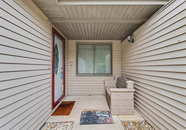Homes for sale in Urbana, IL | 1806 Glenwood Oaks Ct #A, Urbana, IL 61801 | MLS# 12680913