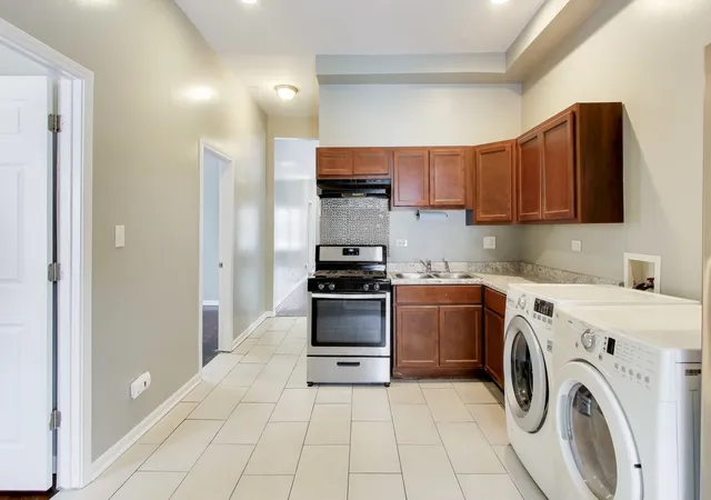 Homes for sale in Chicago, IL | 5632 S Wabash Ave, Chicago, IL 60637 | MLS# 12680948