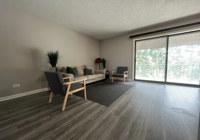 3rd image of 468 Valley Dr #301, Naperville, IL 60563 | MLS# 12680952