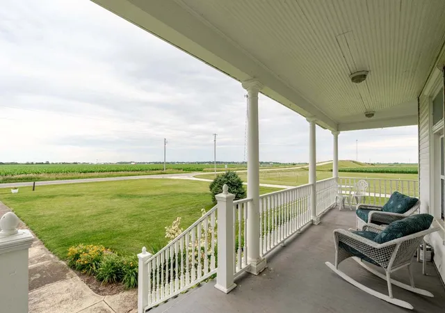 Homes for sale in Chenoa, IL | 27231 E 3000 North Rd, Chenoa, IL 61726 | MLS# 12680964
