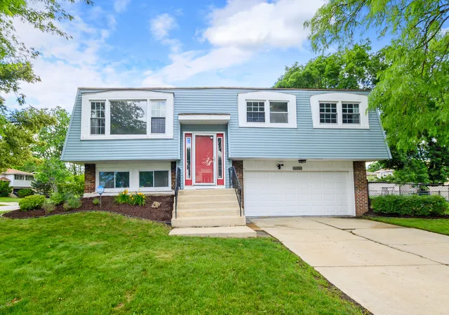 1st image of 16242 Olcott Ave, Tinley Park, IL 60477 | MLS# 12680970