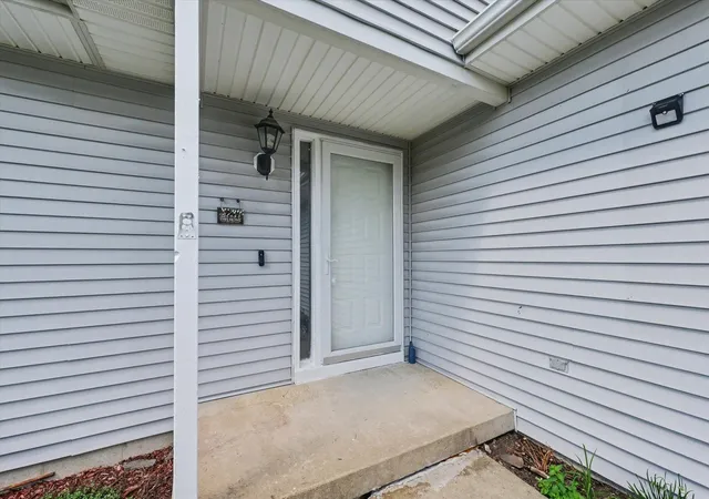 3rd image of 3106 Sharon Dr, Champaign, IL 61822 | MLS# 12680980