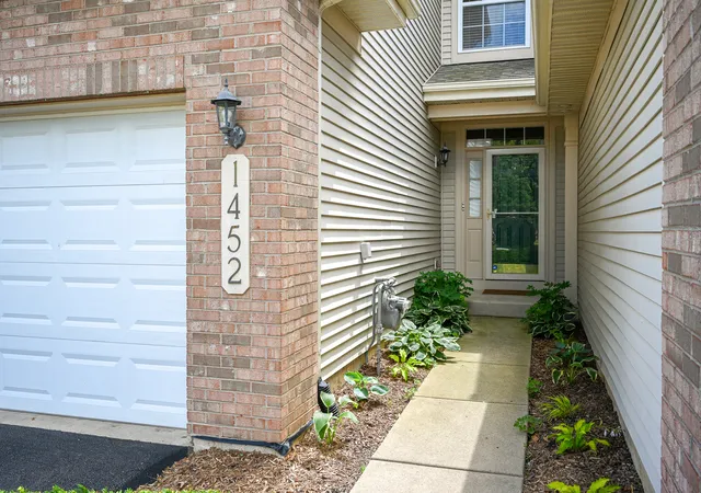 3rd image of 1452 Quincy Bridge Ct #1452, Bartlett, IL 60103 | MLS# 12680987