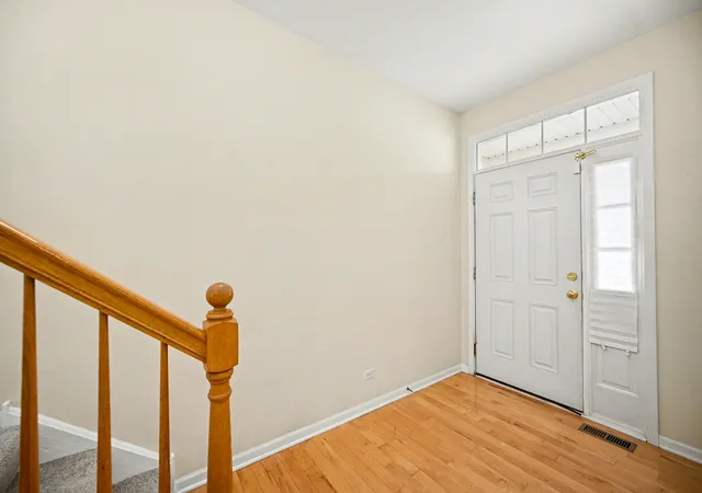 4th image of 1452 Quincy Bridge Ct #1452, Bartlett, IL 60103 | MLS# 12680987