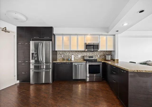 Homes for sale in Chicago, IL | 300 N State St #5618, Chicago, IL 60654 | MLS# 12680990