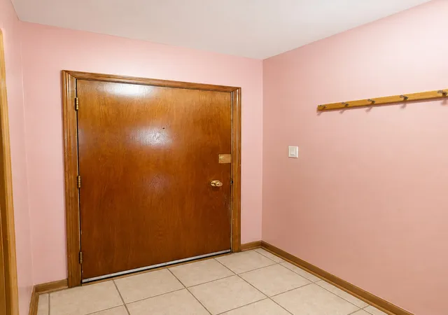 Photo 37 of Condo for sale at 9721 S Cicero Ave #3E, Oak Lawn, IL 60453 | MLS# 12681000 | Listing updated on 2026-09-04