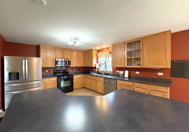 4th image of 1515 Eagle Bluff Dr, Bourbonnais, IL 60914 | MLS# 12681058