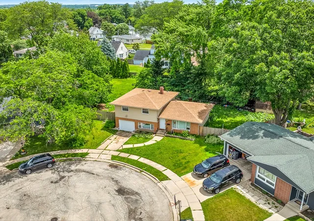 22nd image of 219 Walter Ct, Elgin, IL 60123 | MLS# 12681084