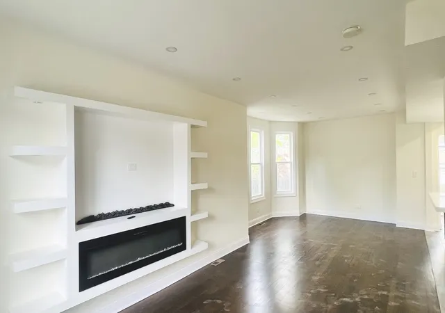 Homes for sale in Chicago, IL | 4107 W Addison St, Chicago, IL 60641 | MLS# 12681103