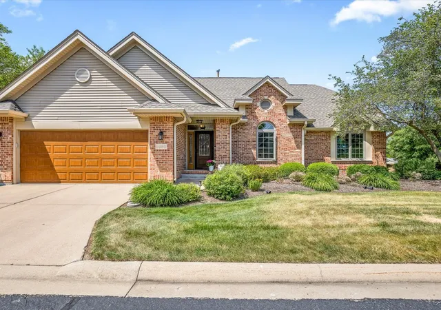 Homes for sale in Loves Park, IL | 5980 Heritage Pl, Loves Park, IL 61111 | MLS# 12681191