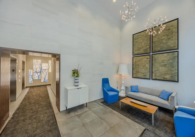 3rd image of 8 E Randolph St #1803, Chicago, IL 60601 | MLS# 12681225