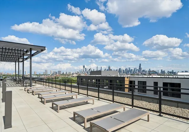 Homes for sale in Chicago, IL | 1701 W Webster Ave #601, Chicago, IL 60614 | MLS# 12681373