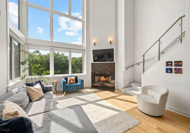 Homes for sale in Chicago, IL | 2047 N Leavitt St #2S, Chicago, IL 60647 | MLS# 12681418