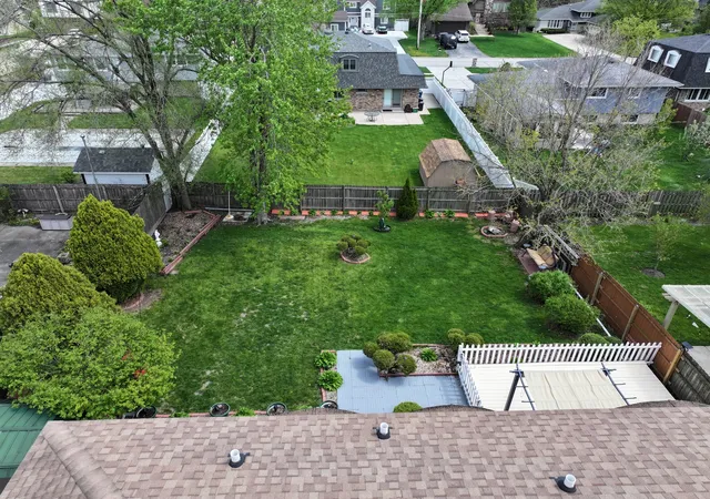 Homes for sale in Palos Hills, IL | 10347 S Alta Dr, Palos Hills, IL 60465 | MLS# 12681480