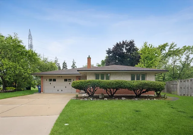 2nd image of 459 W Millers Rd, Des Plaines, IL 60016 | MLS# 12681487