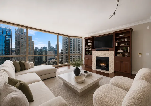 Homes for sale in Chicago, IL | 21 E Huron St #3204, Chicago, IL 60611 | MLS# 12681557