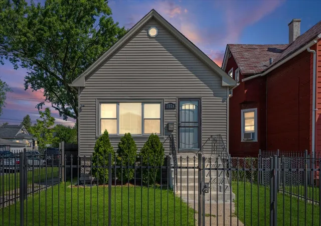 1st image of 1024 W 103rd St, Chicago, IL 60643 | MLS# 12681656