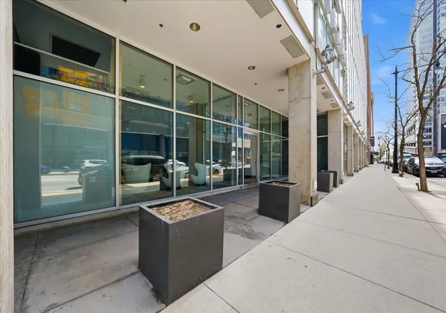 Photo 3 of Condo for sale at 611 S Wells St #1110, Chicago, IL 60607 | MLS# 12681673 | Listing updated on 2026-08-21