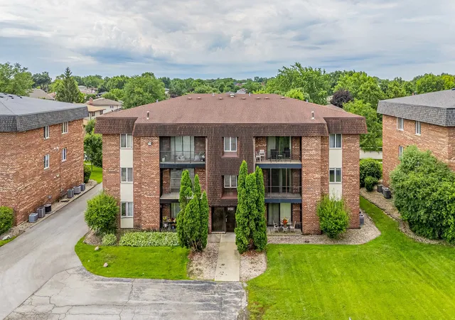 Homes for sale in Orland Park, IL | 9130 W 140th St #2NE, Orland Park, IL 60462 | MLS# 12681686