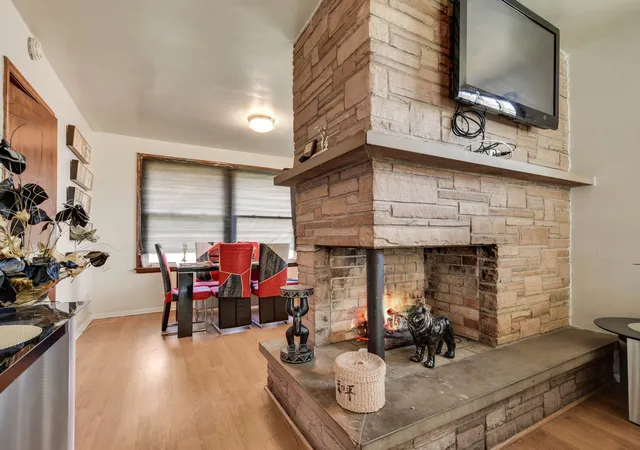 Photo 3 of Single family home for sale at 124 Sawyer Ave, La Grange, IL 60525 | MLS# 12681699 | Listing updated on 2026-08-25